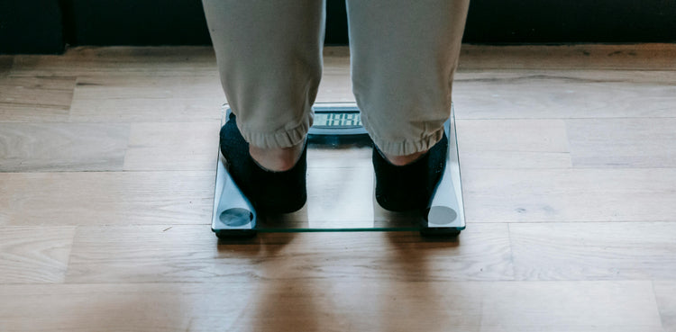 Das hartnäckige Bauchfett könnte hormonell bedingt sein – so bekämpfen Sie den Cortisol-Bauch